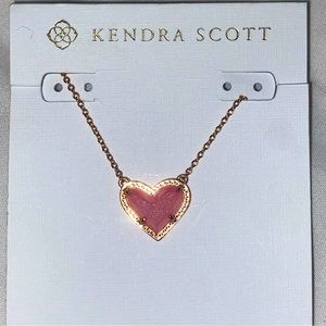 KENDRA SCOTT ARI HEART ROSE GOLD NECKLACE